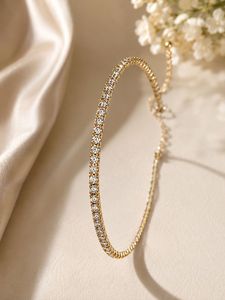 Sparkling necklace