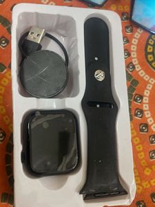 Smart Watch with Charger