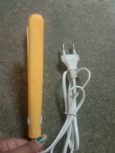 Mini Hair Straightener