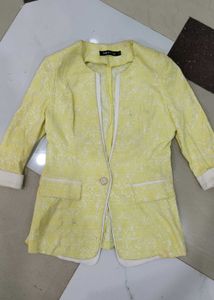 Stylish Yellow Textured Blazer