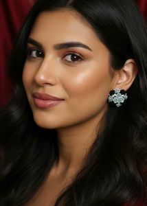 Floral Earring &amp; Clover Necklace Set