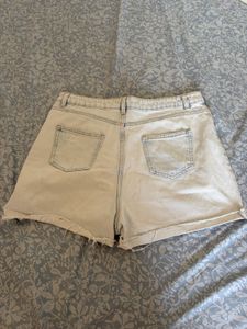 Ginger by Lifestyle Light Wash Ripped Denim Shorts
