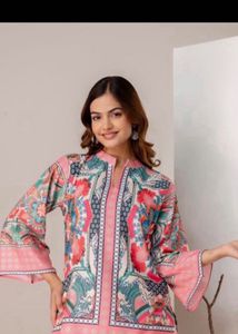 Vibrant Floral Print Kurta set