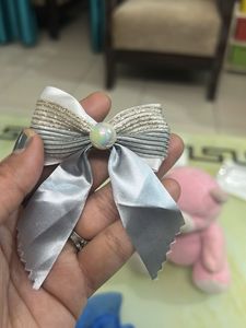 Assorted Hair Accessories - Bows &amp; Clips combo
