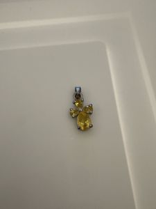 Charming Yellow Stone Pendant