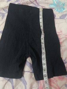Ribbed Black Biker Shorts