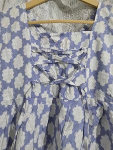 V-Neck Sleeveless Printed Kurta