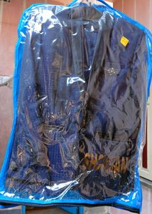 Boys Suit or Blazer Set.Like New condition.