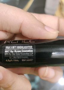 FAB 3-in-1 Highlighter Palette
