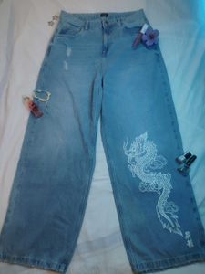 Dragon Print Distressed Baggy Jeans