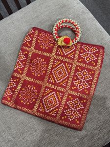 Red Bandhani Handbag with Handle