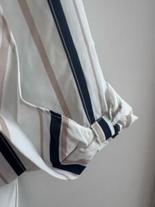 Vero Moda - Striped Blouse Chic &amp; Versatile