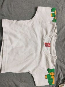 Used New born baby clothes