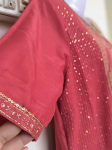 Elegant Pink &amp; Gold Embroidered Kurta Sets Women.
