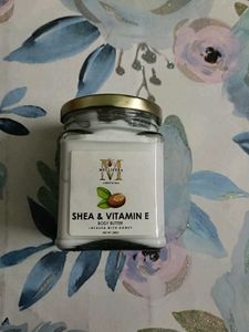 A Lavender Shower Gel , Vitamin E Body Butter