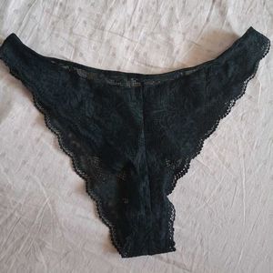 Black Lace Thong Panty m size