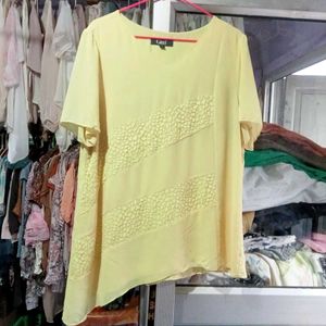 Chic Yellow Textured Tunic Top
