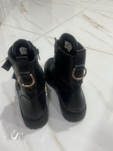 Stylish Black Boots
