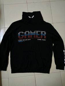 H&M Gamer Sweatshirt