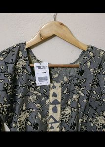 Stylish Grey Floral Print Kurta