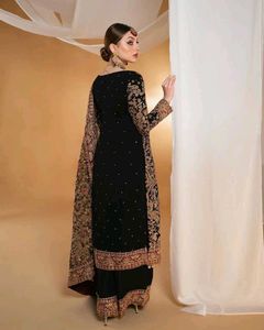 Women’s Black Heavy Embroidered Lehenga Suit Set w