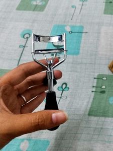 Eyelash Curler