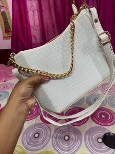 Chic White Croc Embossed Shoulder Bag
