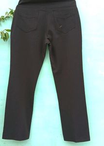 Chic Brown Cargo Pants with Zippers 🤎