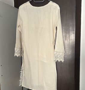 Elegant Embroidered Kurta