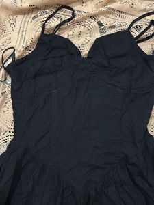Elegant Black Midi Dress