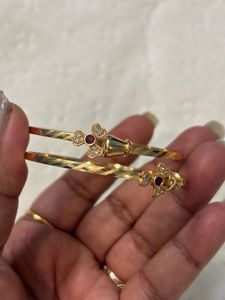 Elegant Gold Bangles with Stone Embellishments