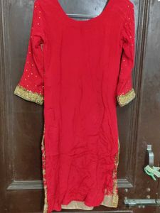 get free paranda Red Embroidered salwar sui