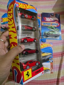 Hw ferrari 5 pack(close to MRP)