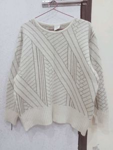 Geometric Pattern Knit Sweater
