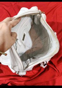 Chic White Leather Handbag