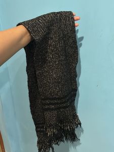 Cozy Knit Scarf - Perfect for Winter