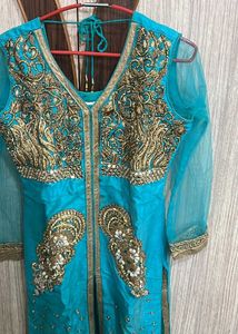 Elegant Turquoise Embroidered Kurta
