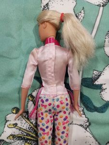 Barbie I can be Sweet Chef Doll (2013)