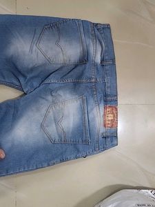 Light Wash Slim Fit Jeans