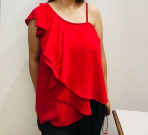 ❤️Red Ruffle Top ❤️