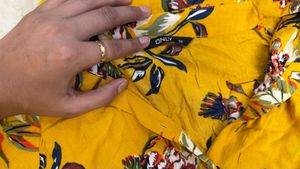 yellow floral shirt style crop top