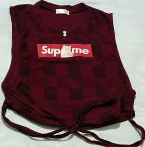 Trendy Plaid Graphic Top