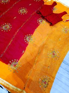 🇳🇿💫🎀 Y2K vintage Elegant Embroidered Red Saree