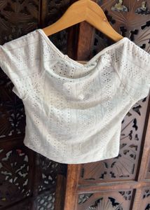 Chic Cropped Eyelet Top