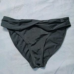 🤎 Black Ruched Bikini Bottom