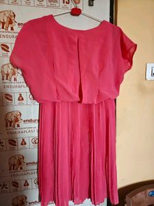 Elegant Pink Pleated Dress