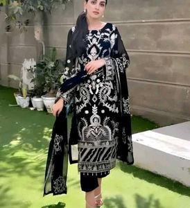 Elegant Black Embroidered Kurta Set