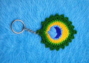 Peacock 🦚Feather Keychain