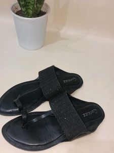 Black FLATS