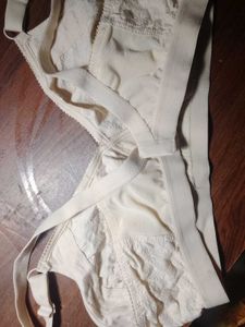 Cream Embroidered Everyday Bra